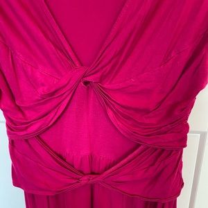 Ric Rac cute, flattering, double knot, front top bright pink size large